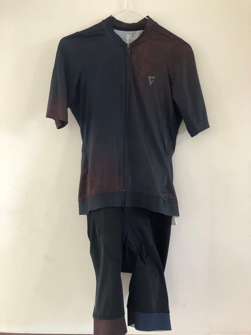 ジャイアント サイクルジャージ+ビブショーツ