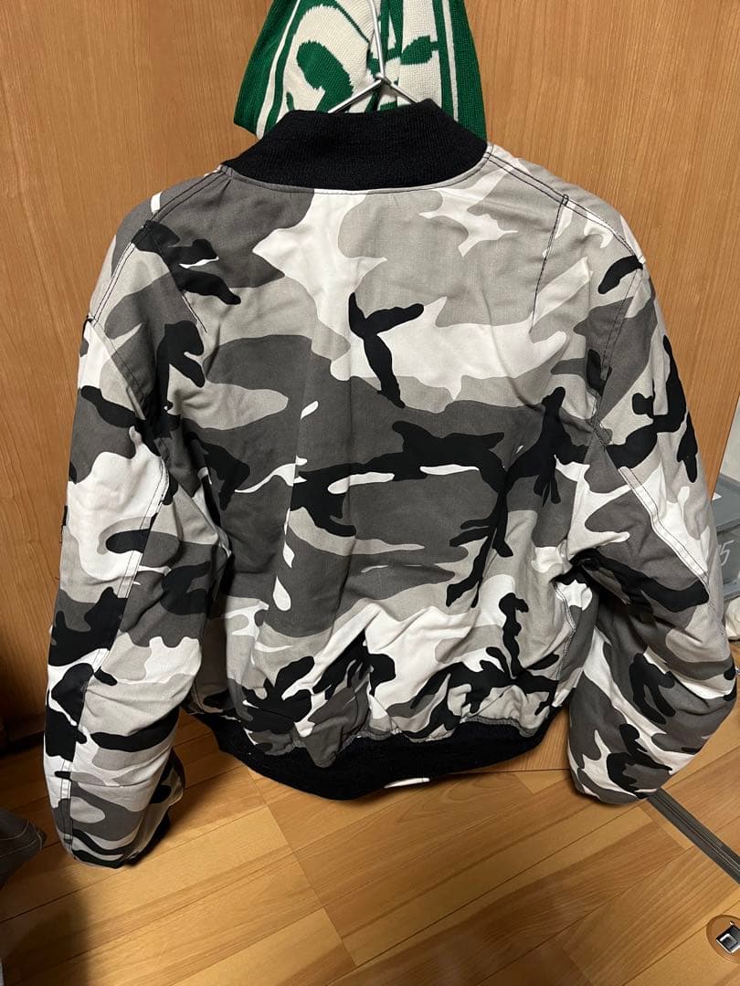 MA-1 カモフラージュジャケット 迷彩 made in usa 田邊の角煮着用