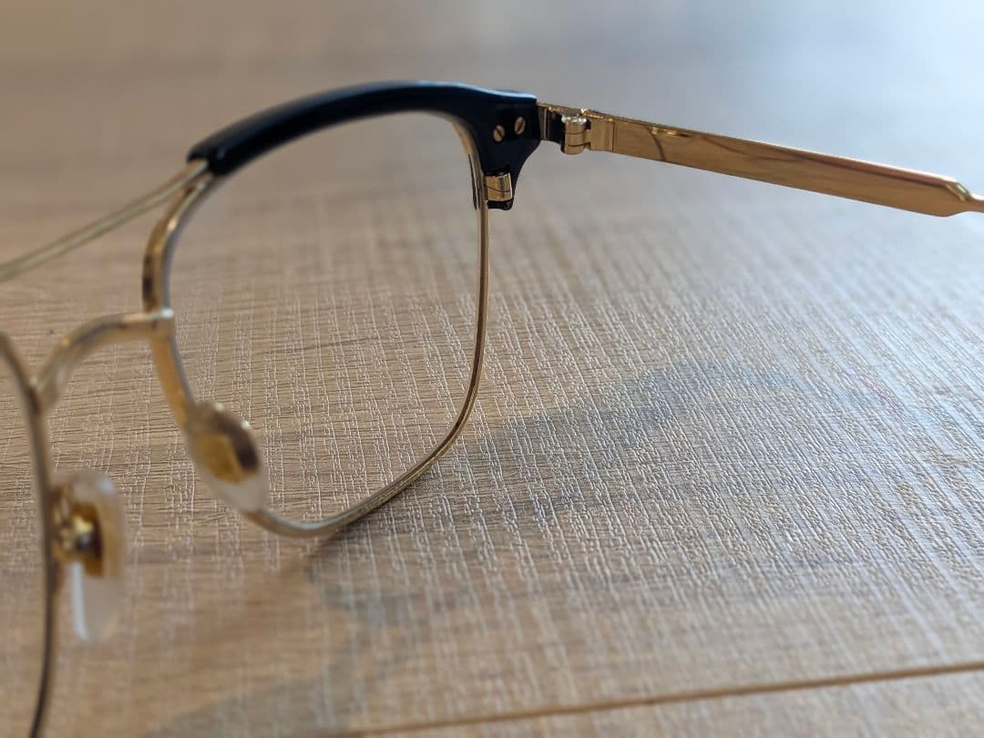 Gucci ゴールド/ブラック ダブルブリッジ アイウエア
