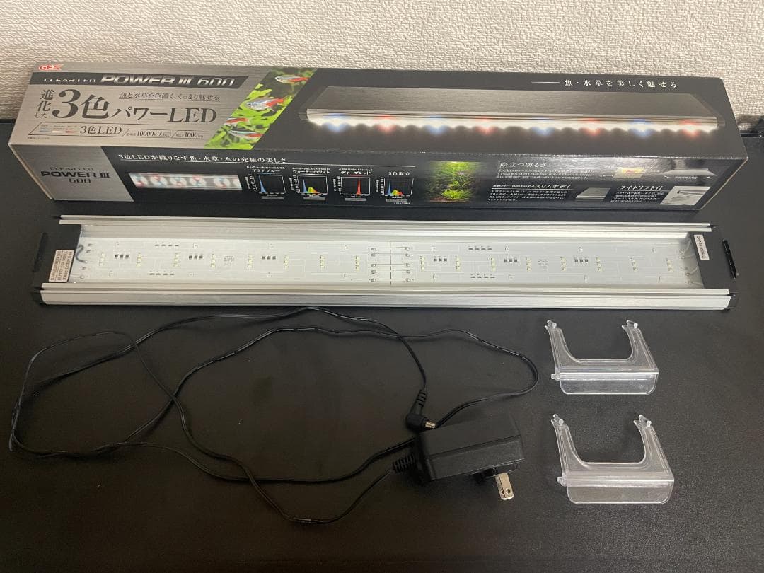 観賞魚水槽セット【引退品】　フレームレスガラス水槽60cm+LEDライトなど