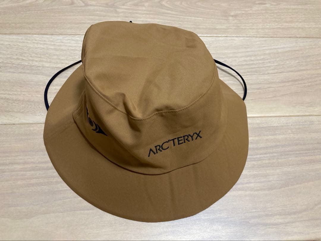 タグ付き新品ARC'TERYX walk gently シンソロハットL-XL