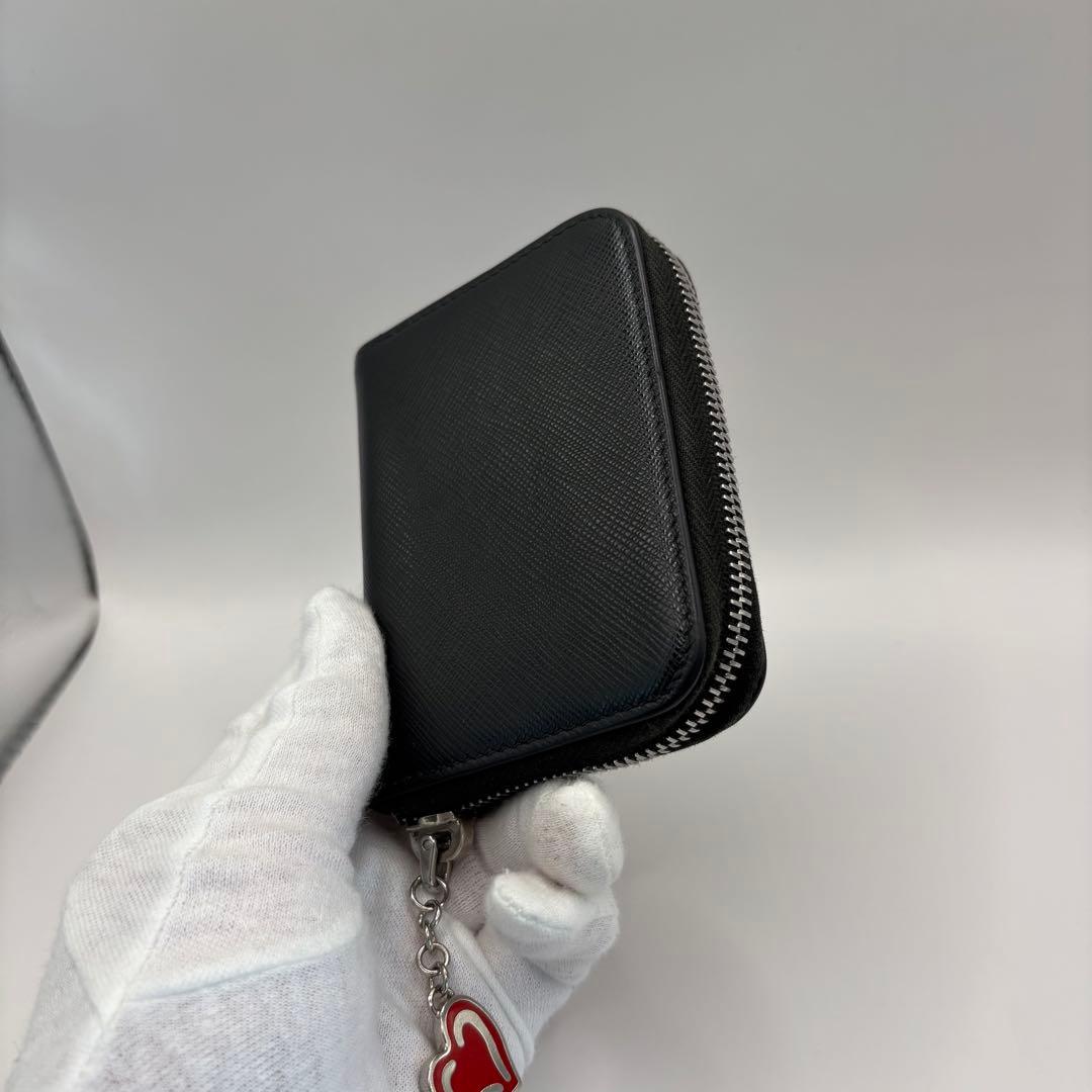 PRADA パース　ブラック　1MM268 ハート　SAFFIANO