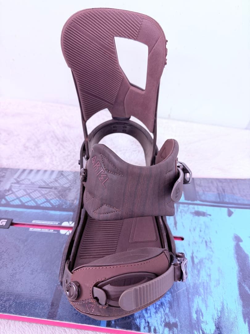 初心者◎すぐに滑走可能♪ 全部 バートン 綺麗な3点セット♪ 送料無料