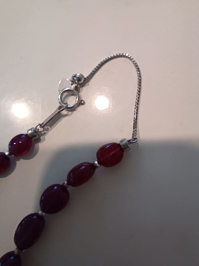 森　K18WG赤紫色オーバルビーズネックレス