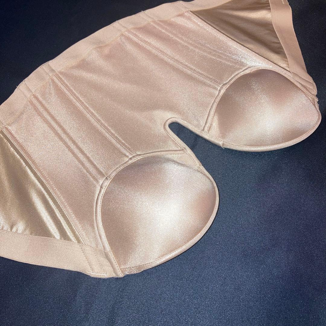 ゆき ⚠️プロフ必読⚠️専用 セモアブライダルインナーラビーナビスチェ C75