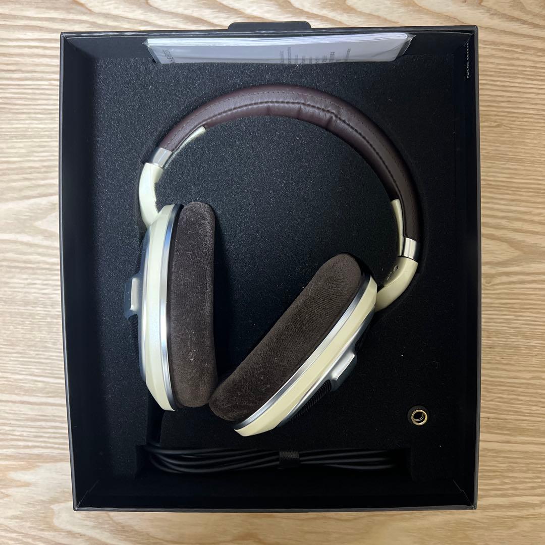 HD599 ゼンハイザー　ヘッドホン アイボリー　プリン