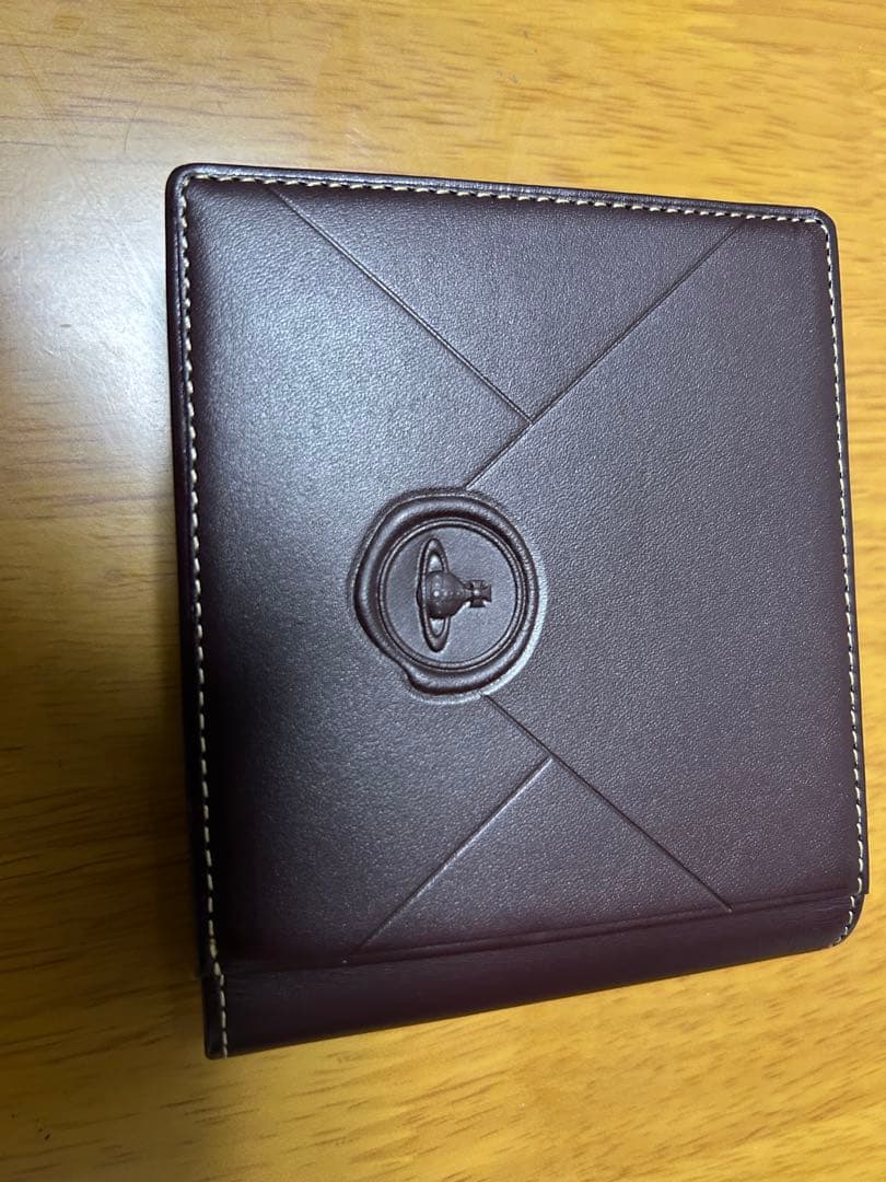 箱付 ヴィヴィアンウエストウッド レザー折財布 茶 エンベロープ