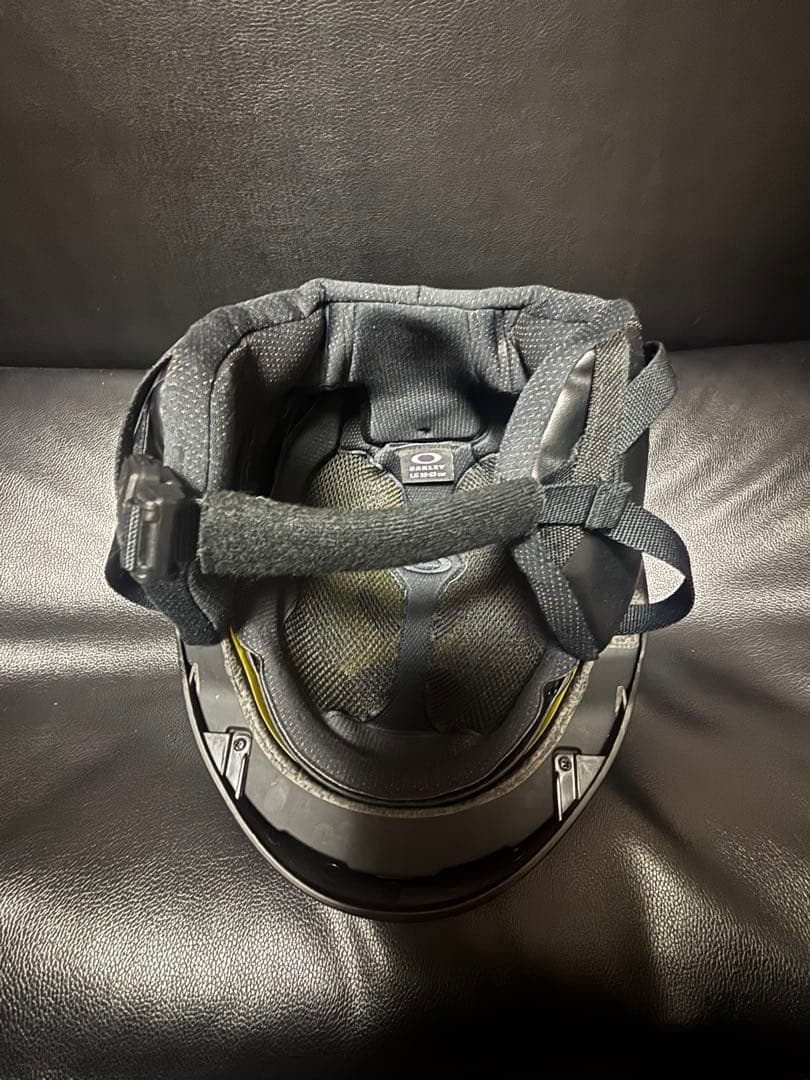 連*様 OAKLEY ブラック ヘルメット MIPS LG 59〜63cm