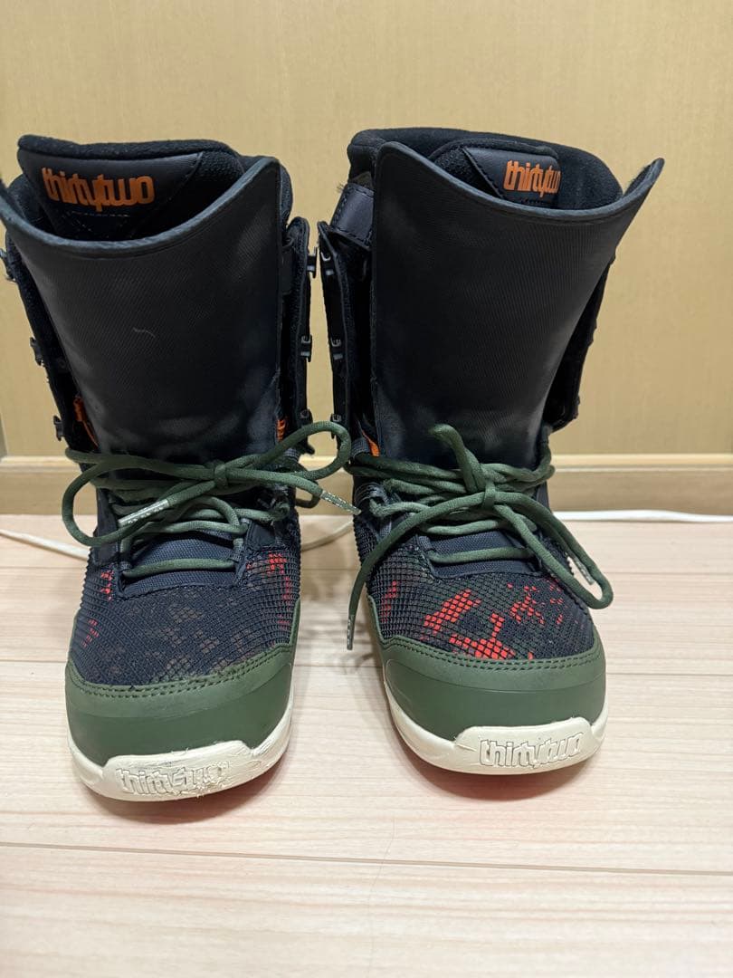 スノーボード thirtytwo TM-2 27cm US9 INTUITION