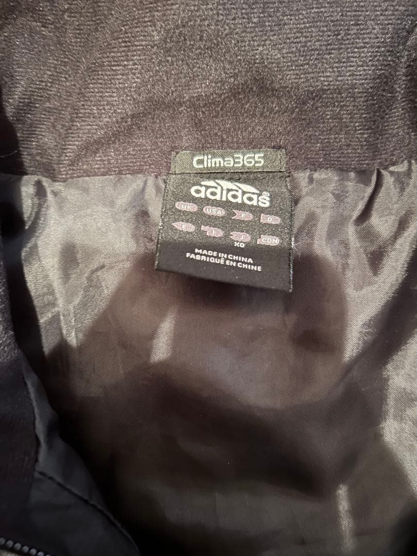 adidas プロフェッショナル ウィンドブレーカー 黒/金　セットアップ　XO