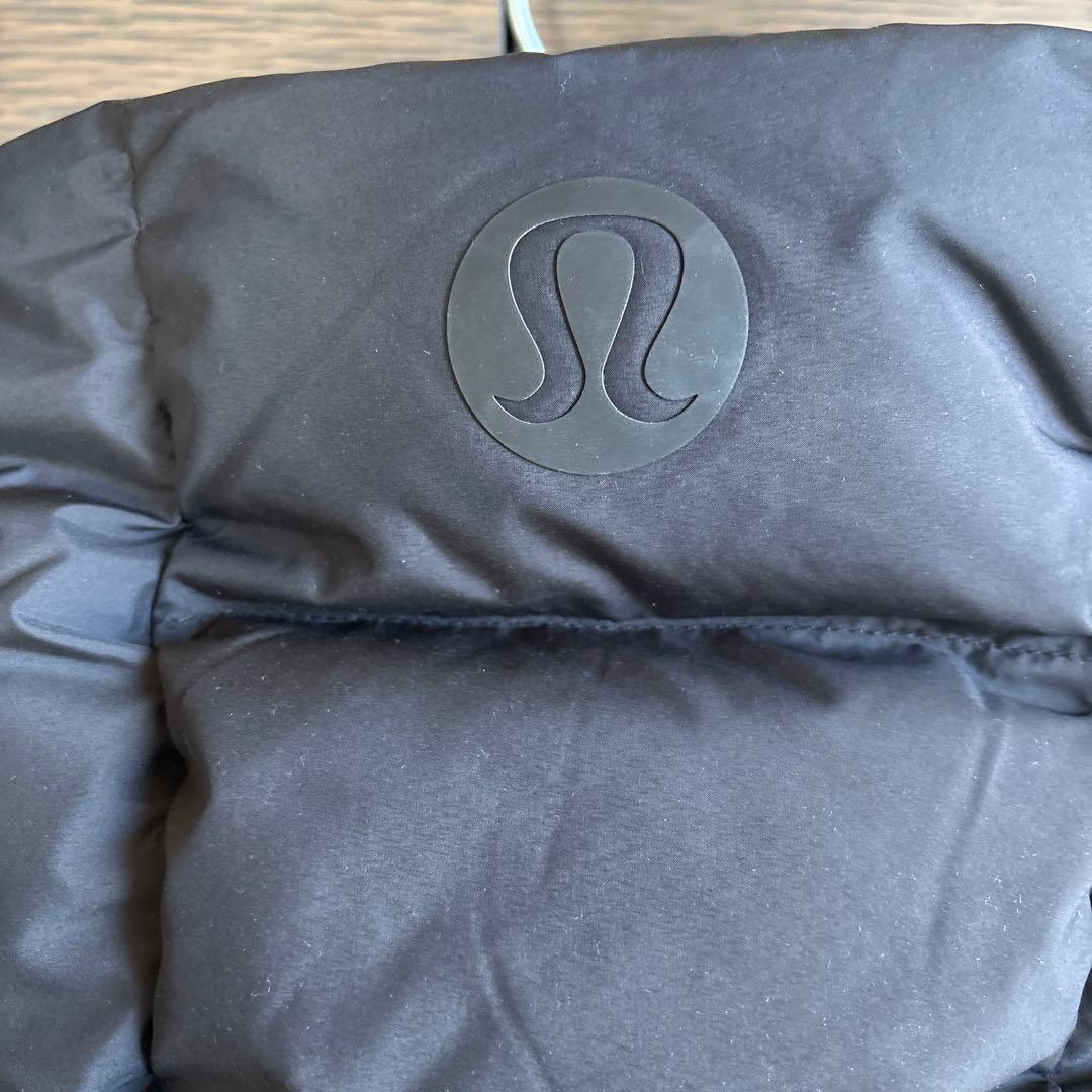 T*能様 極美品:lululemon Wunder Puff Cropped V