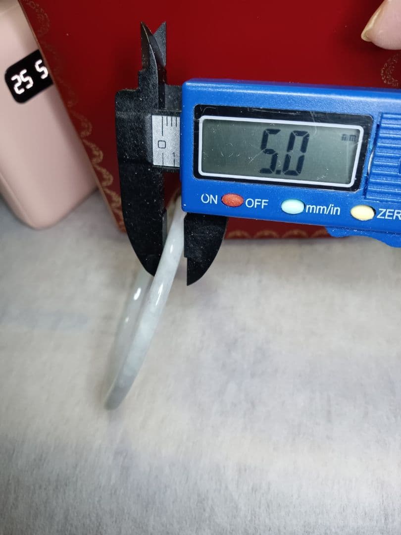 おすすめ✨新品✨天然翡翠✨A貨翡翠バングル 緑と白　無含浸無着色 サイズ58.4