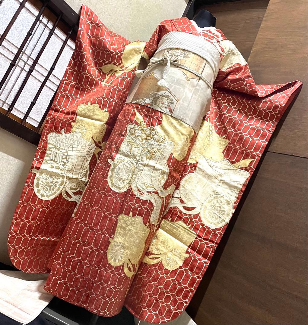 振袖 フルセット6点サイズM〜Ｌ駒刺繍　御所車文　金彩　正絹