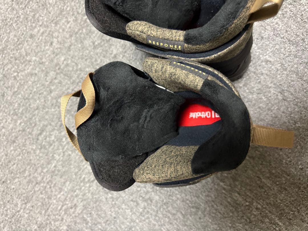 SALOMON スノーボードブーツ ブラック