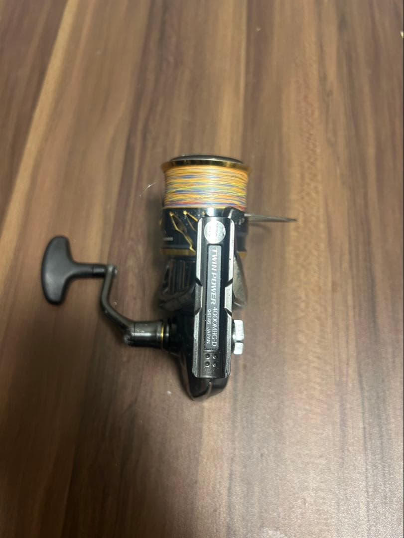 リール SHIMANO 20TWIN POWER 4000MHG