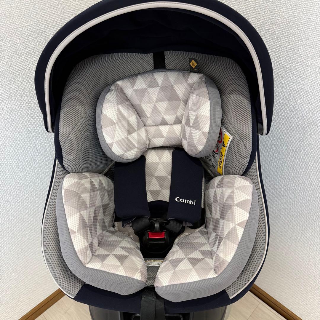 【極美品】コンビクルムーヴスマート JN-570 チャイルドシート
