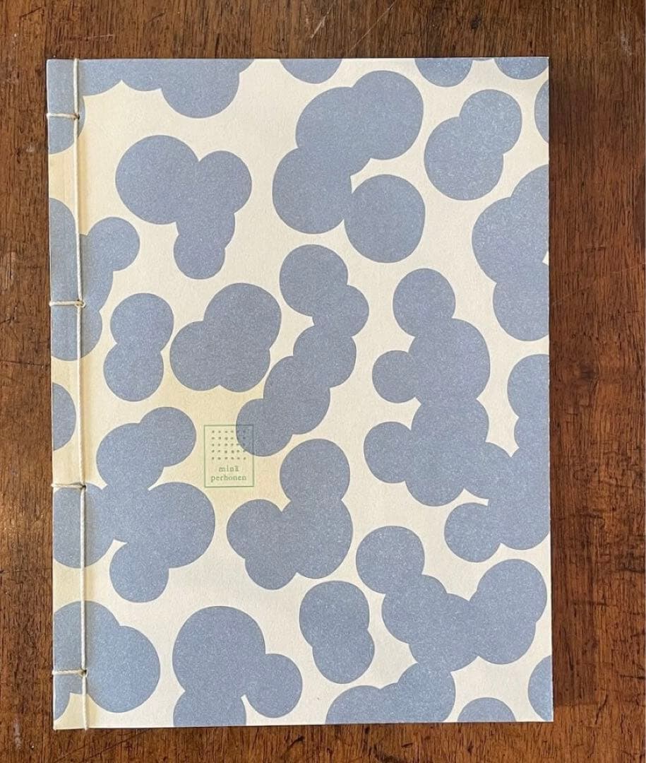 【部数限定 希少 入手困難 和綴じ本】 ミナペルホネン 粒子
