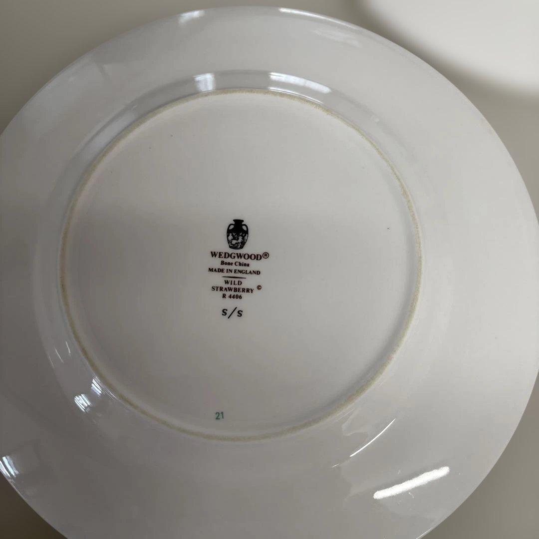 ウェッジウッド　ワイルドストロベリー　デザートプレート20.5cm 黒壺6枚