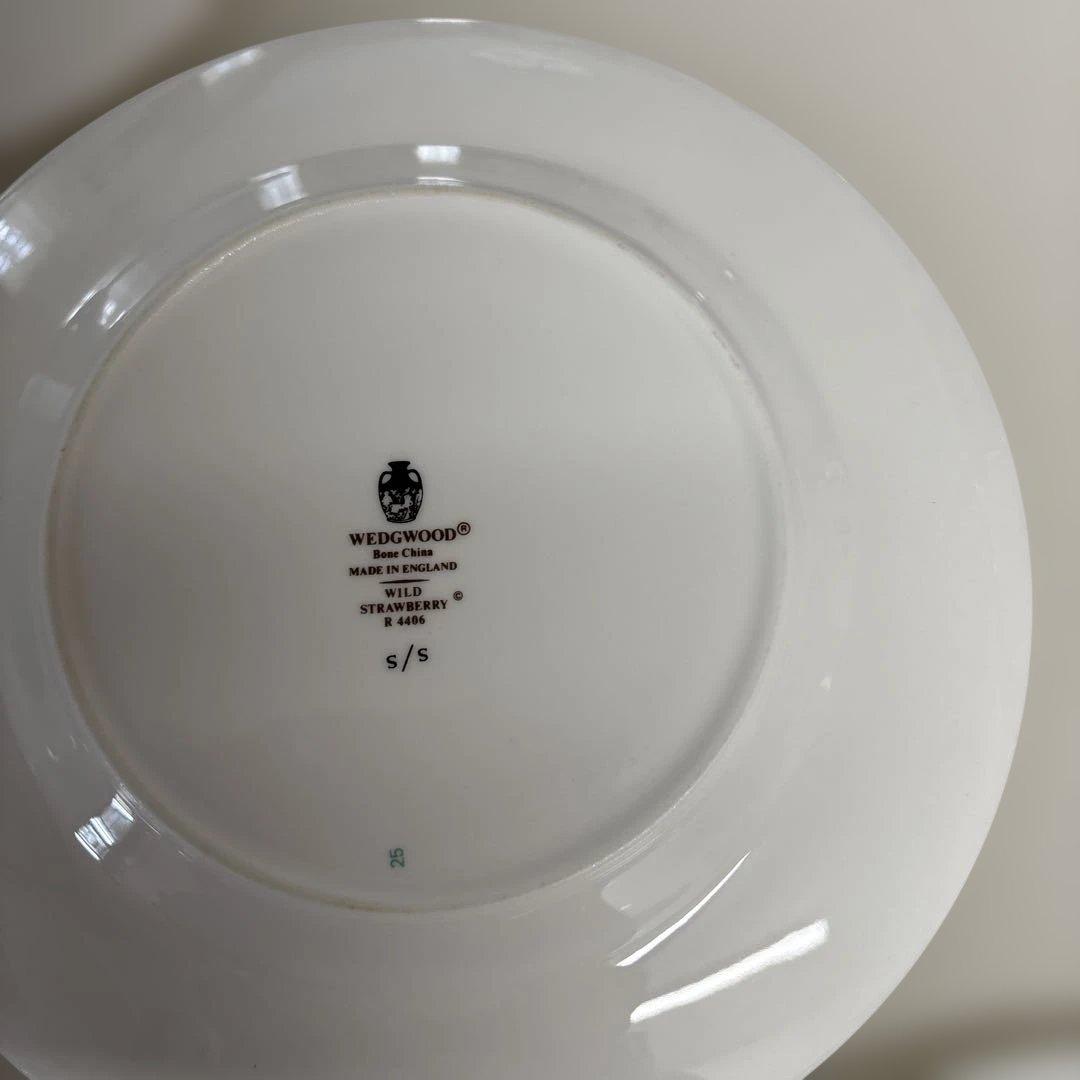 ウェッジウッド　ワイルドストロベリー　デザートプレート20.5cm 黒壺6枚