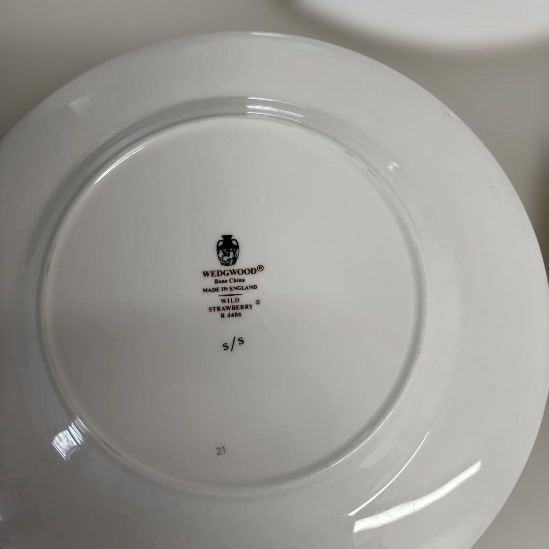 ウェッジウッド　ワイルドストロベリー　デザートプレート20.5cm 黒壺6枚