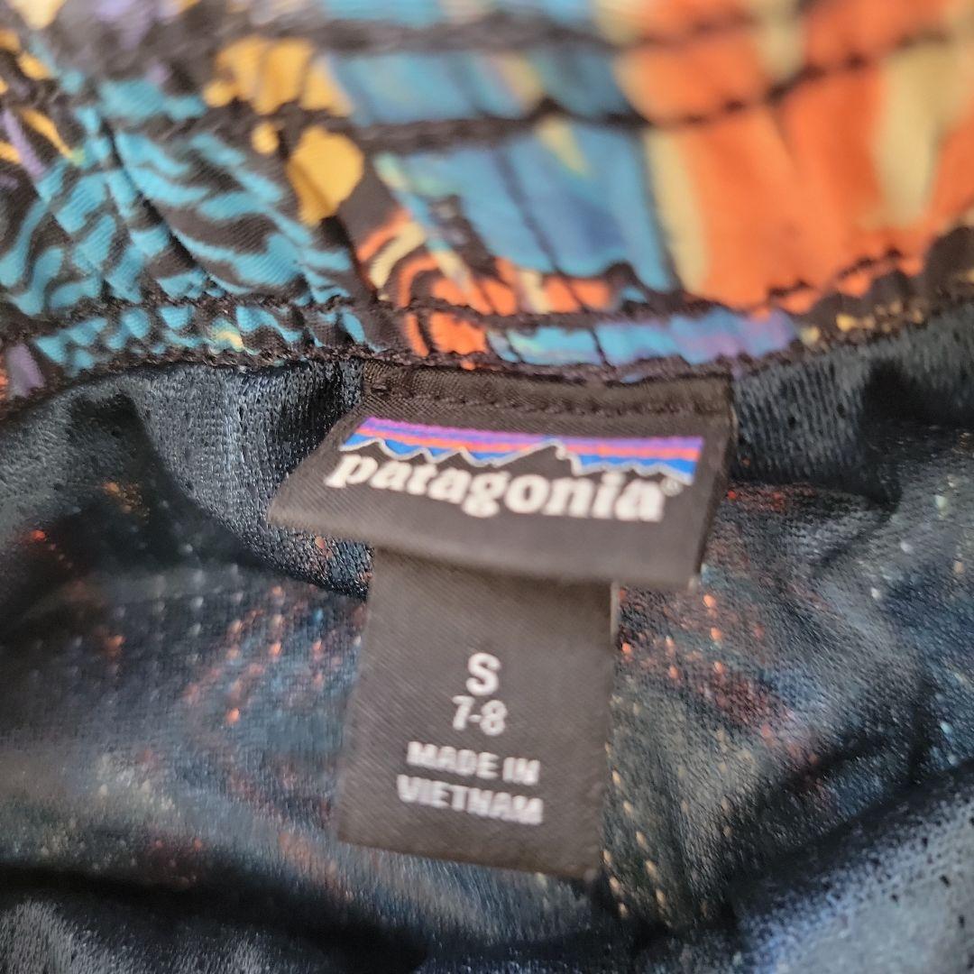 Patagonia カラフルセットアップセット