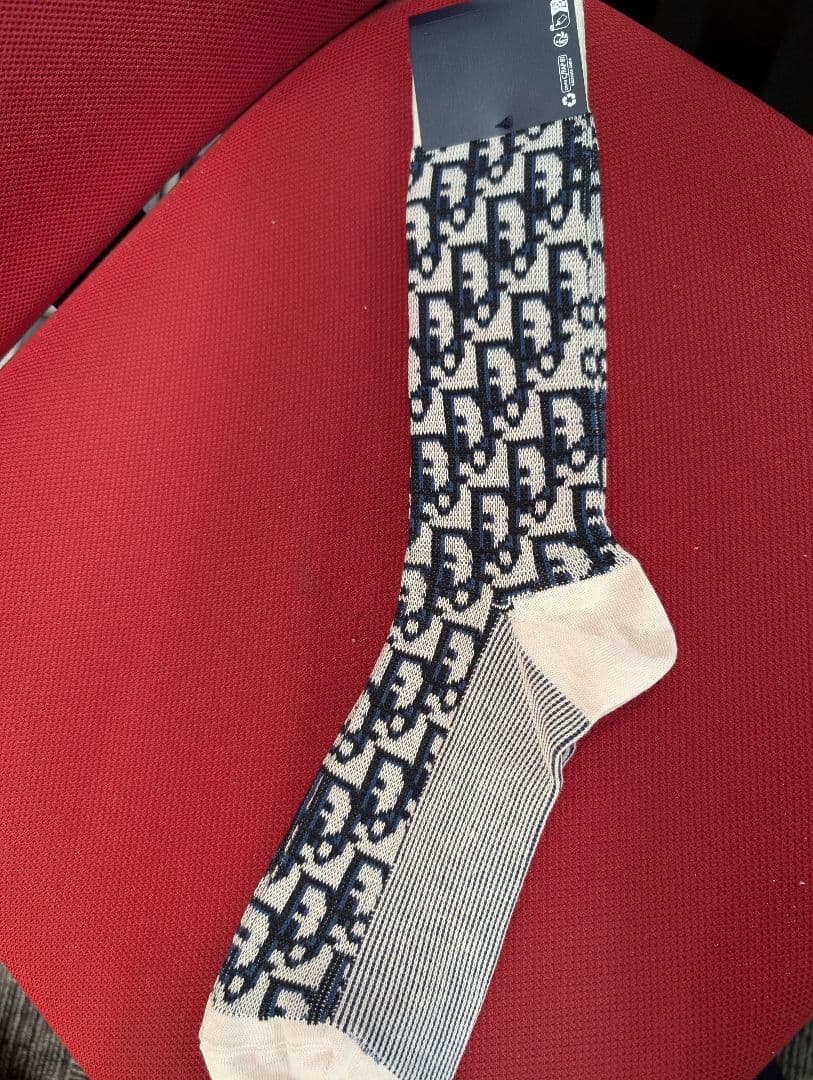 Dior ロゴパターン ソックス ギフトボックス付き　ARMANIおまけ【最終】