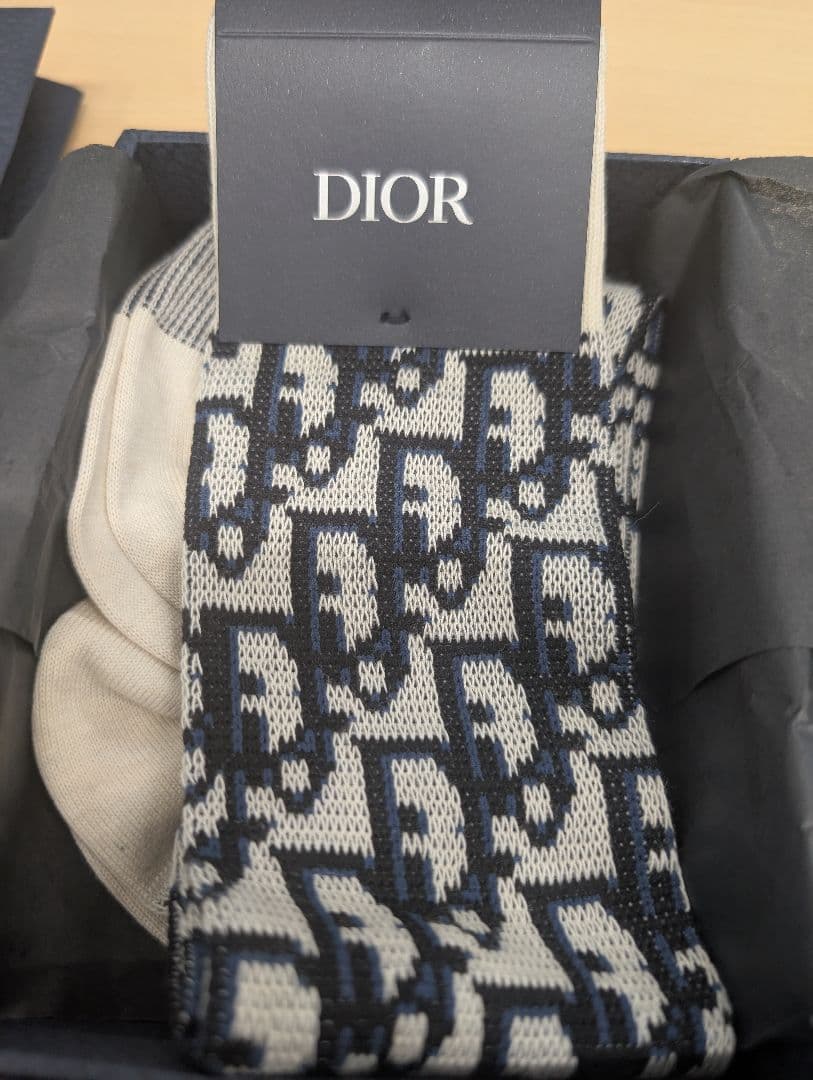 Dior ロゴパターン ソックス ギフトボックス付き　ARMANIおまけ【最終】