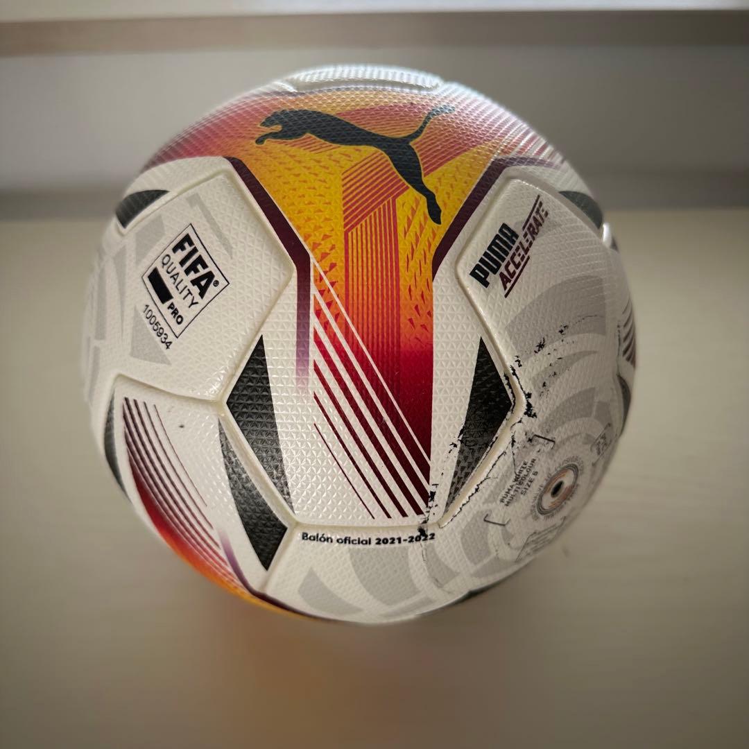 ラ・リーガ２１／２２シーズン公式試合球「ACCELERATE」