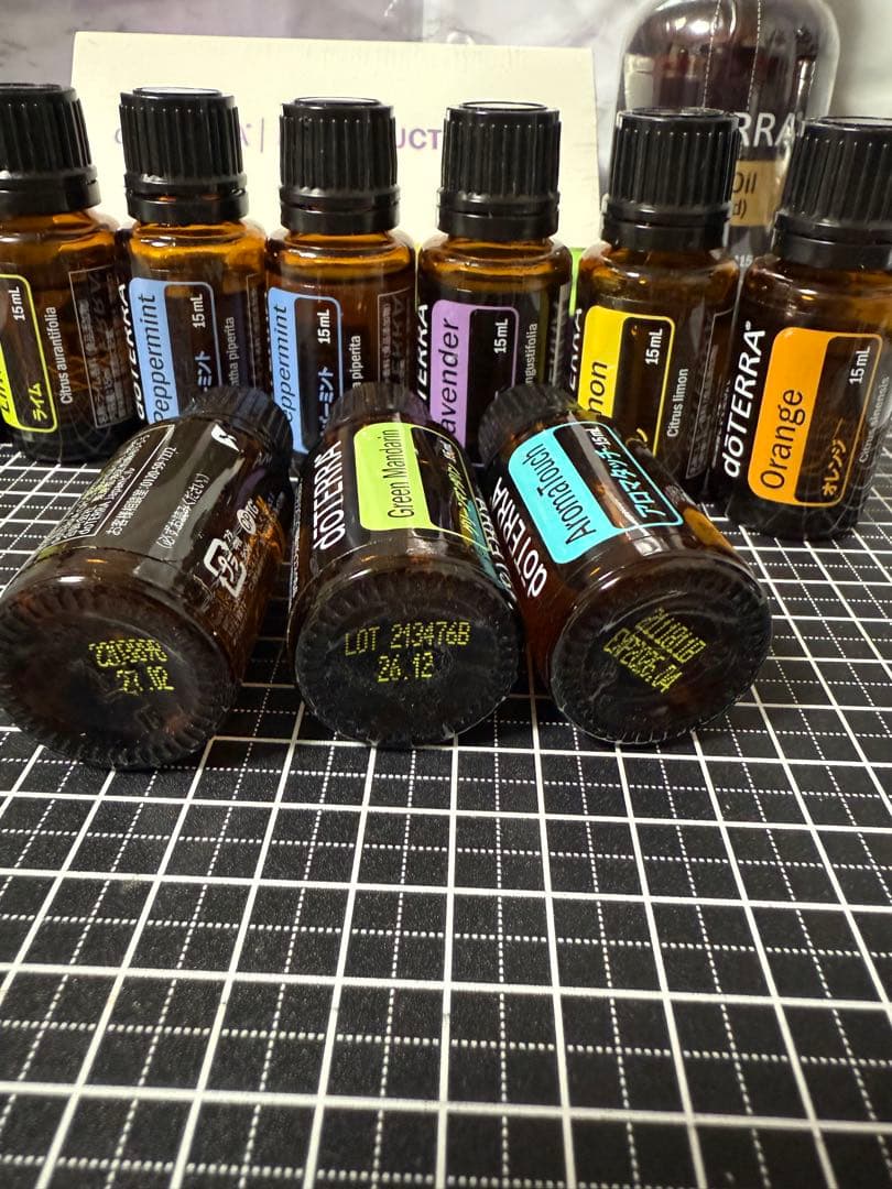 大特価！doTERRA エッセンシャルオイルセット 15ml/12品目！