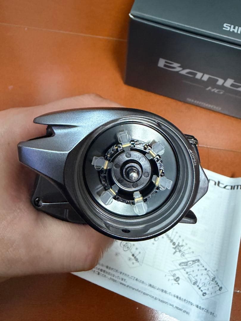 シマノ 22 バンタム HG 右ハンドル 美品 送料込み