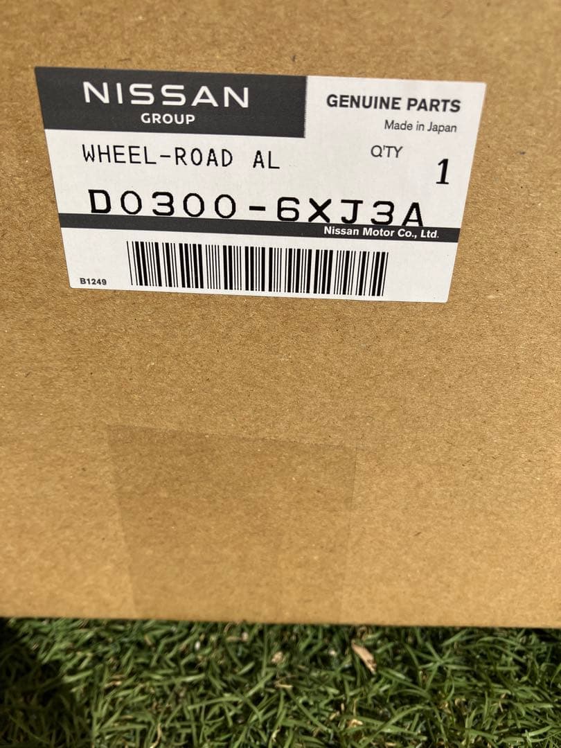 日産ノート純正　16インチホイール １本