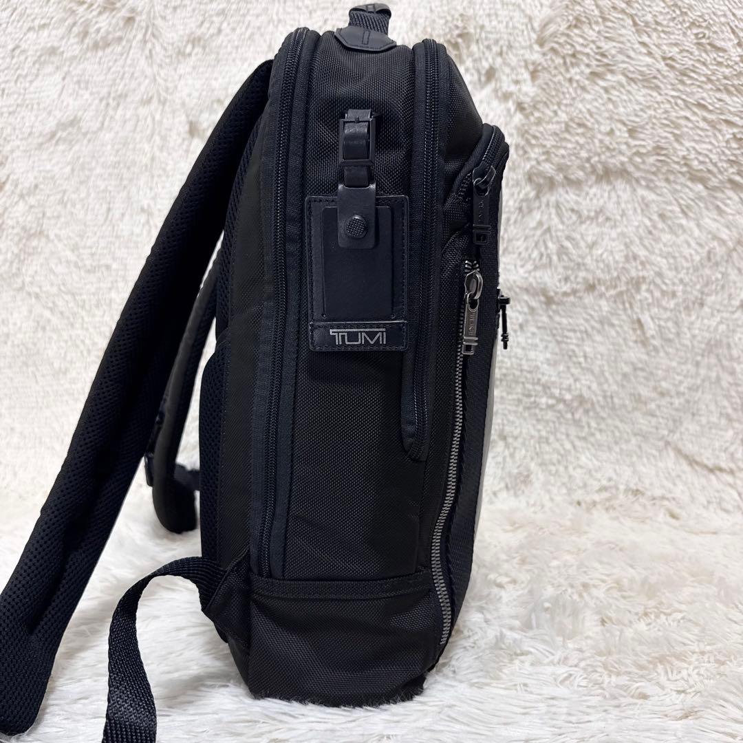 美品 トゥミ デイヴィス アルファブラボー ビジネスリュック レザー 黒