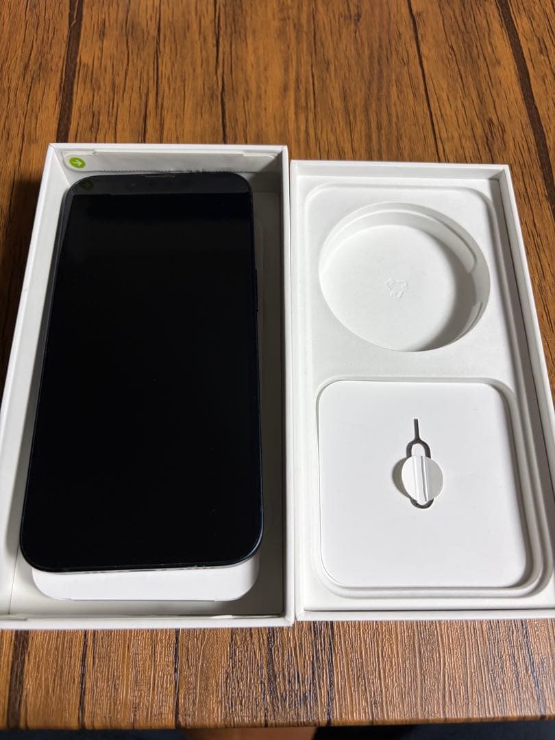 y*i様 Apple iPhone 13 ミッドナイト　128gb