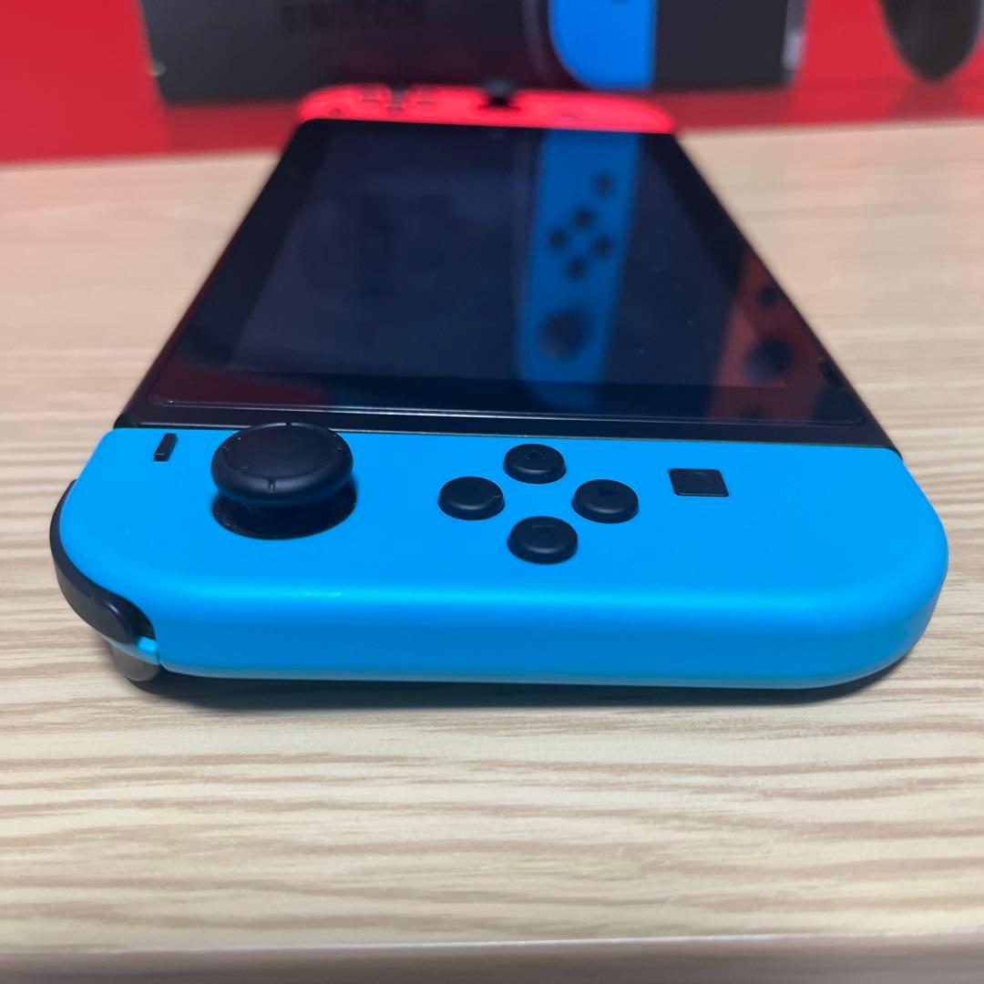 Nintendo Switch ネオンレッド/ネオンブルー 本体とおまけ
