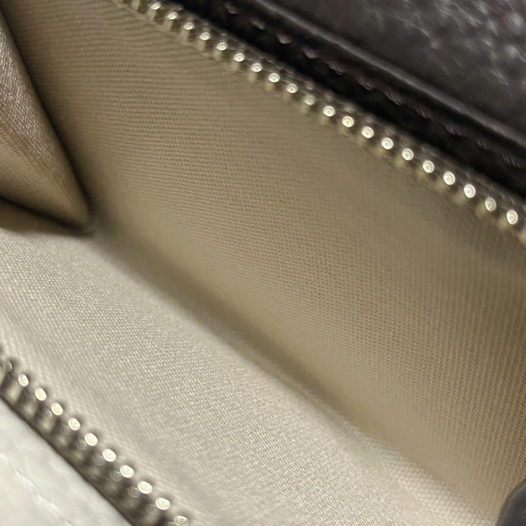 ヴィヴィアンウエストウッド ダブルフラップ 三つ折 二つ折 財布 レザー 本革