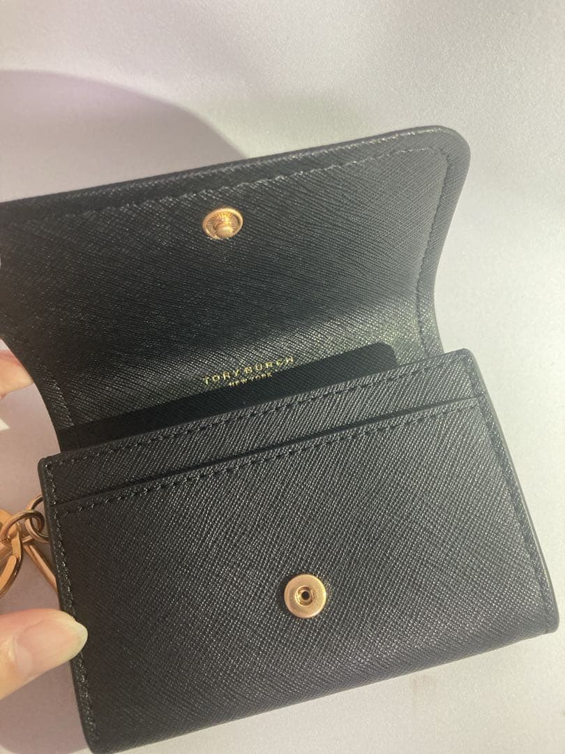 【新品未使用】Tory Burch カードケース IDウィンドウ付き