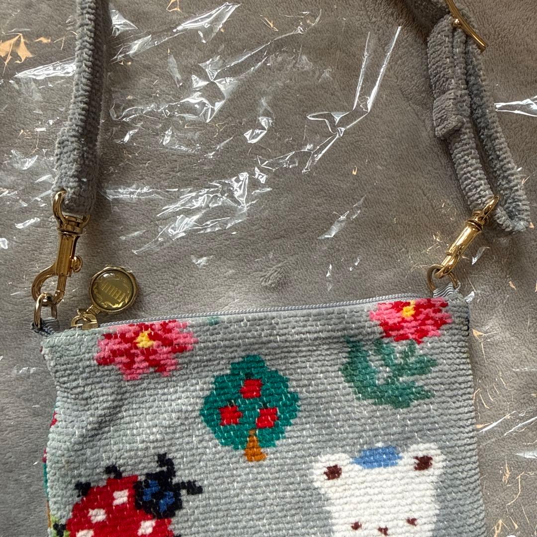 i*様 美品　ファミリア　フェイラー　ショルダーバッグ　コサッシュ　スマホショル