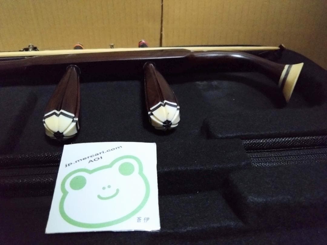 o*8様 二胡 萬其興 中国無錫 二泉 予備弓・予備弦・ケースセット