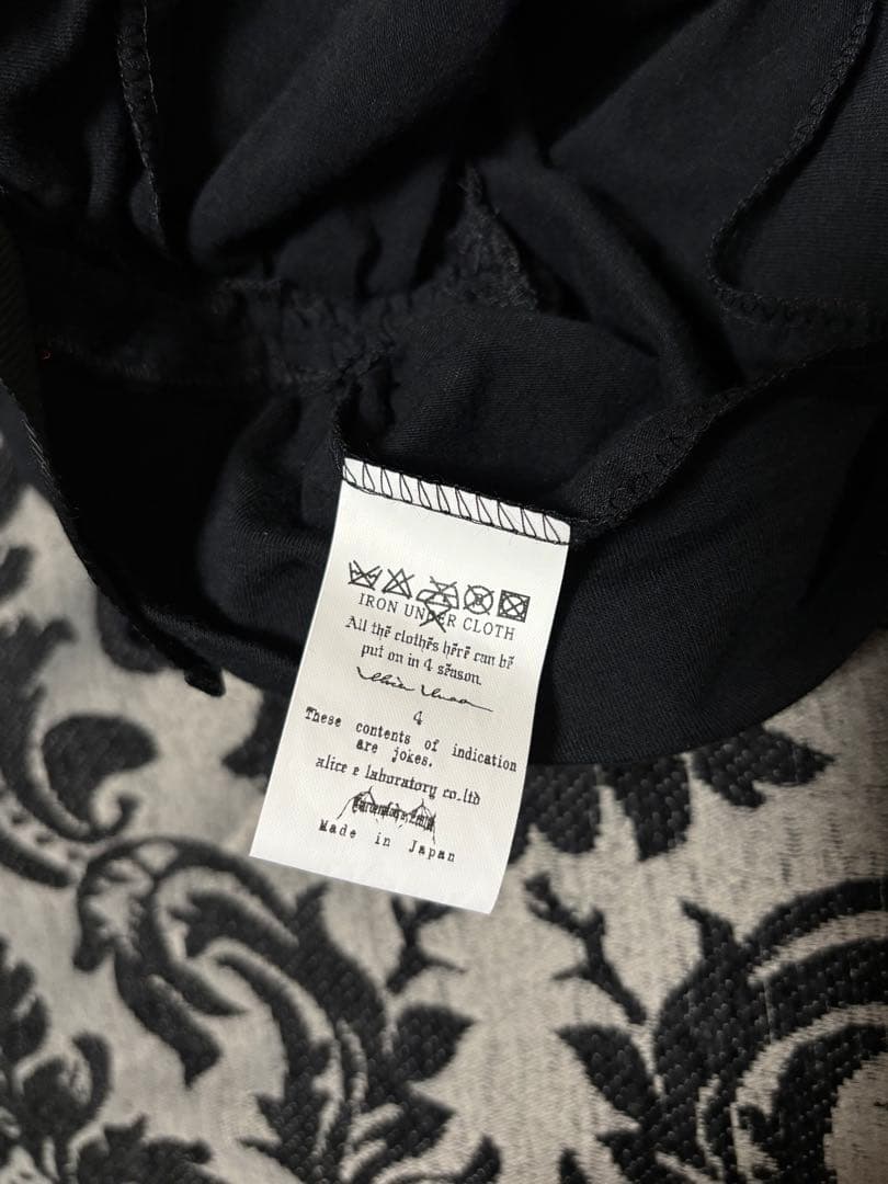 alice auaa アリスアウアア ショートトップス  flash