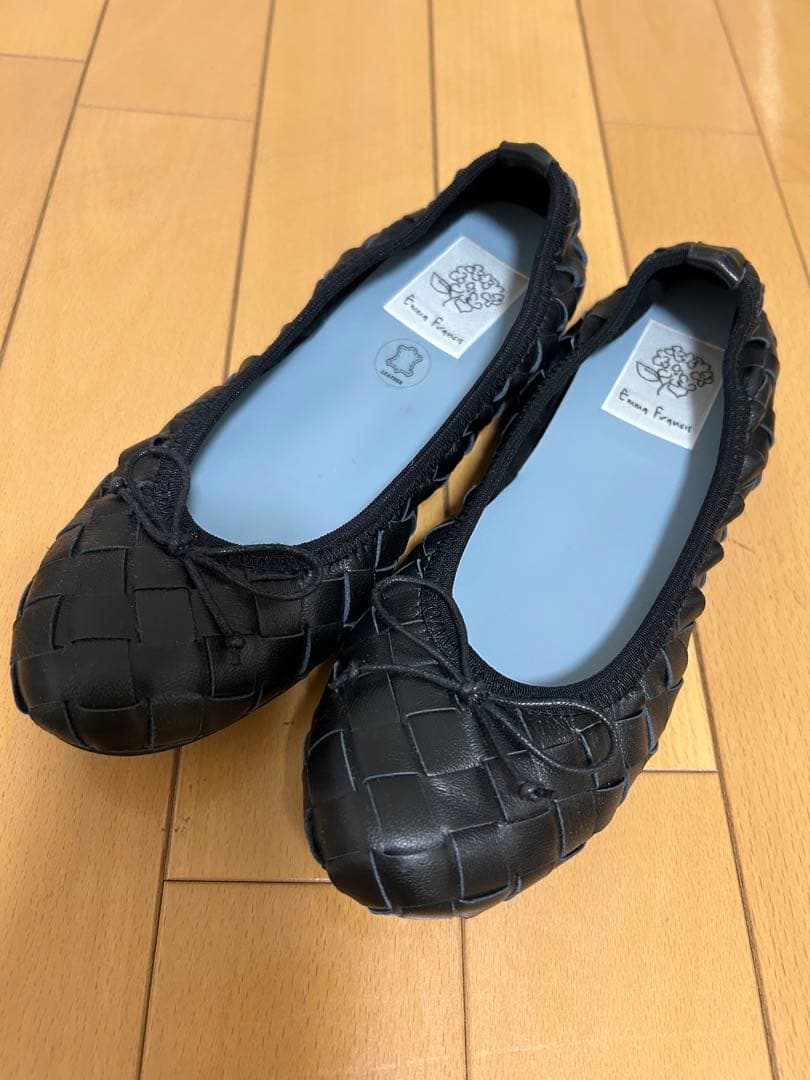 Emma France ブラック フラットシューズ 37/23.0