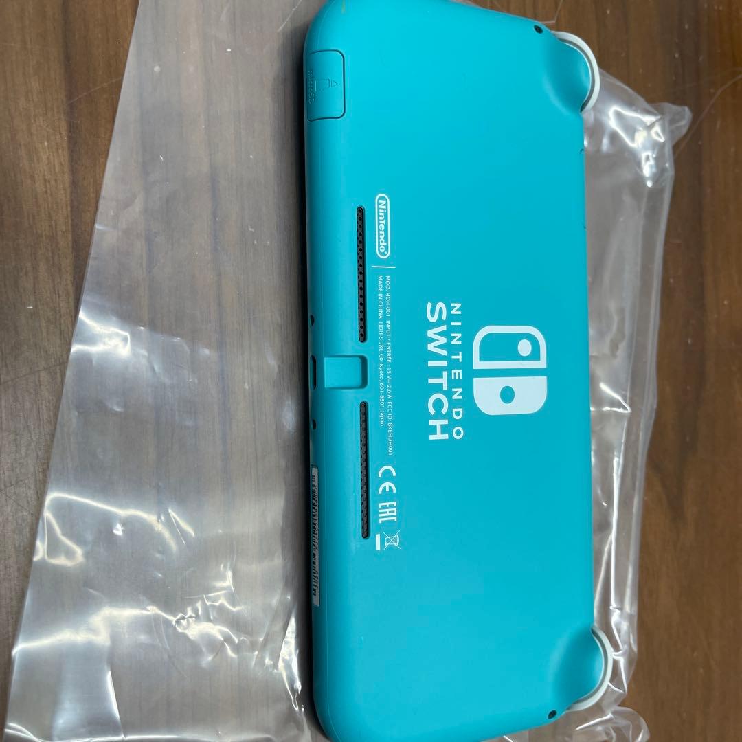 極美品　Nintendo Switchライト　ターコイズブルー