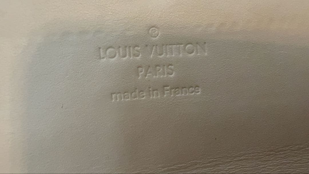LOUIS VUITTON ルイヴィトン 長財布 ヴェルニ ポルトフォイユサラ