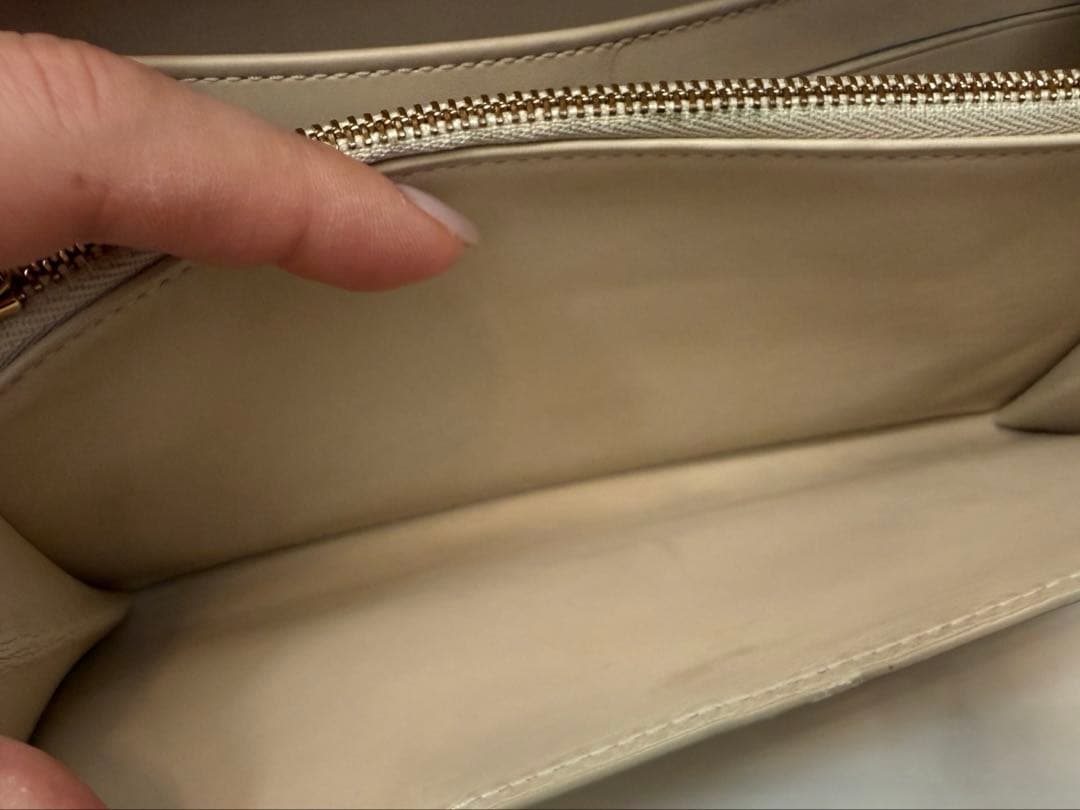 LOUIS VUITTON ルイヴィトン 長財布 ヴェルニ ポルトフォイユサラ