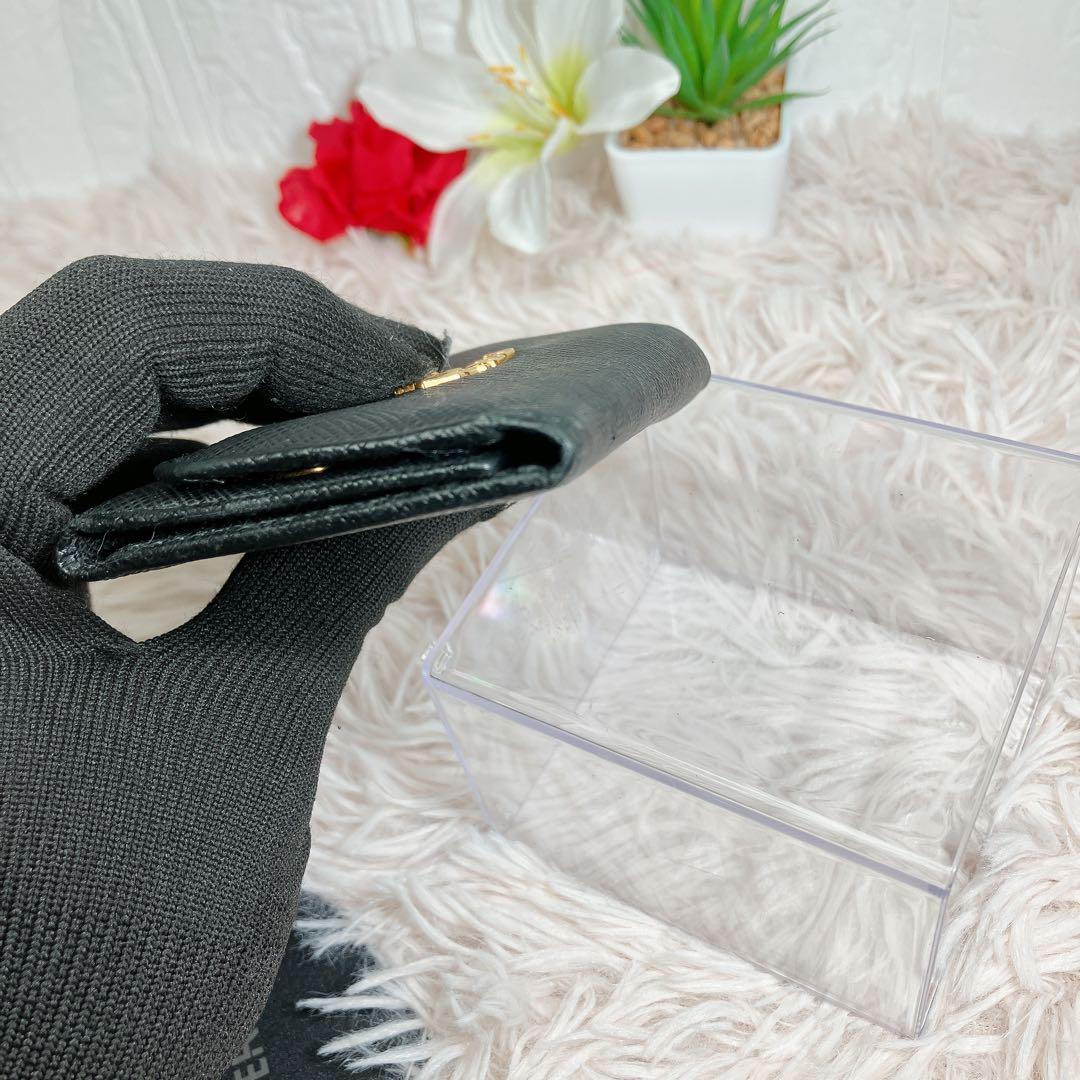 極美品 PRADA 6連 キーケース サフィアーノ ブラック 即日発送 ゴールド