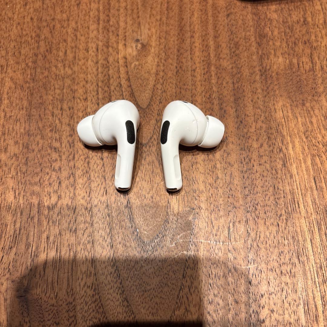 AirPods Pro（第2世代） MQD83J/A airpods pro2