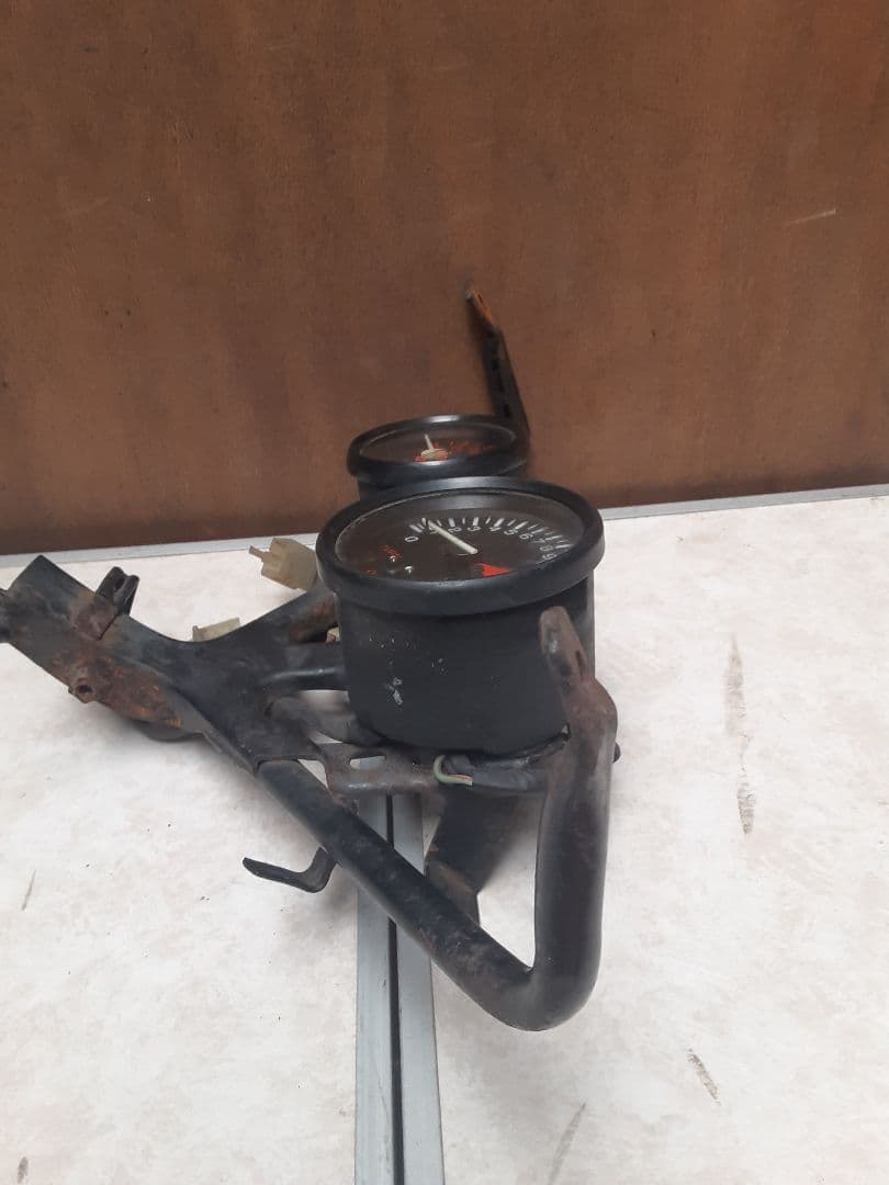 デ*イ様 NSR50メーターセット　アッパーカウルステー付き　動作未確認　ジャン