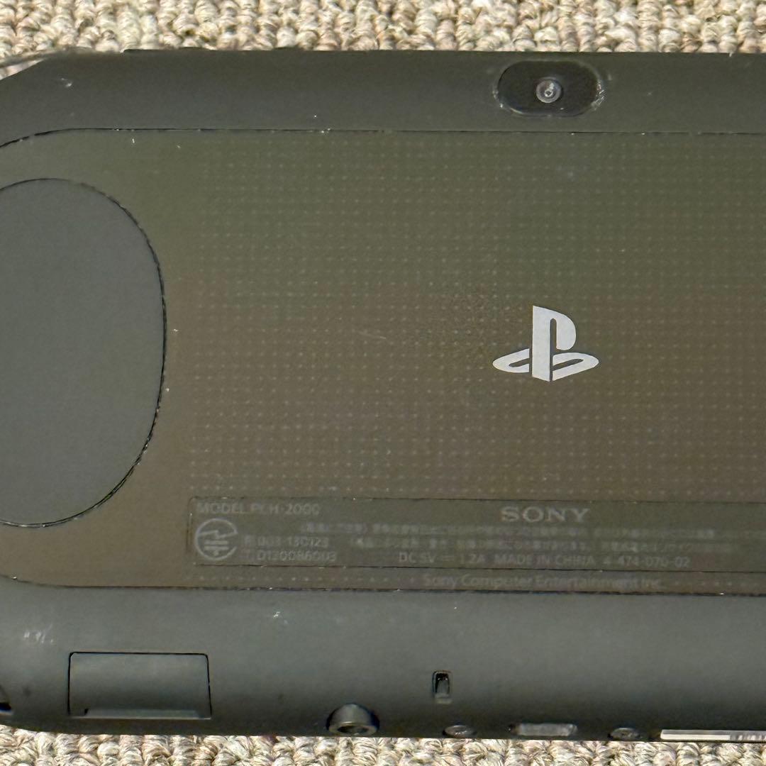 PSVITA PCH-2000 ブラック