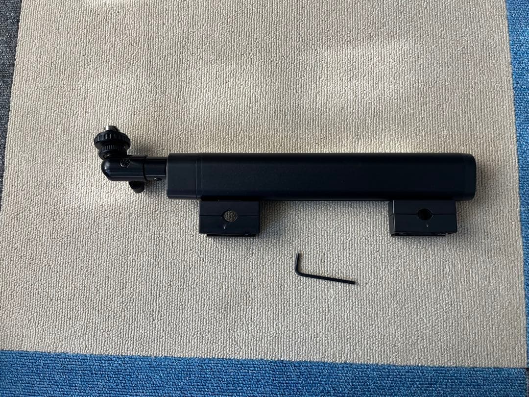 大画面11.6リアモニター　センターヘッドレスト