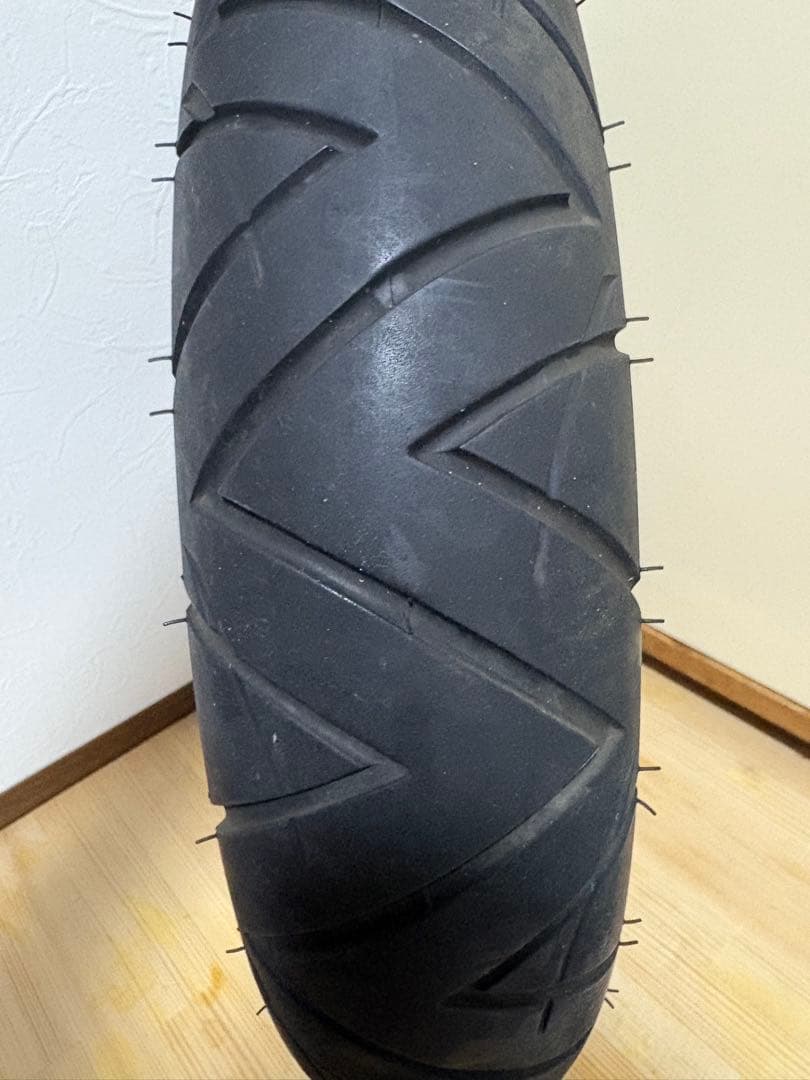 バーグマン200 CH41A プロントタイヤ ホイール アクスルシャフト