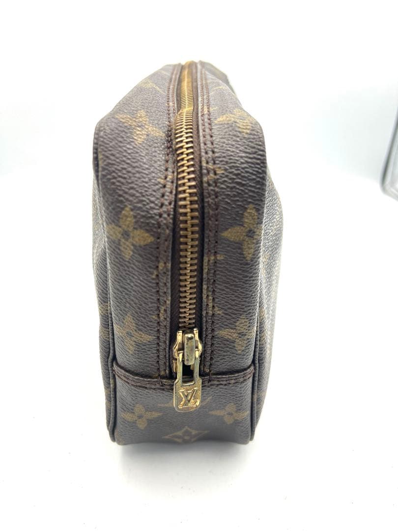 LOUIS VUITTON トゥルーストワレット23 ポーチ M47524